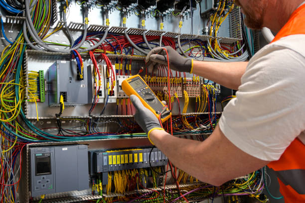 Best Electrical Contractors for Businesses  in Schaumburg, IL